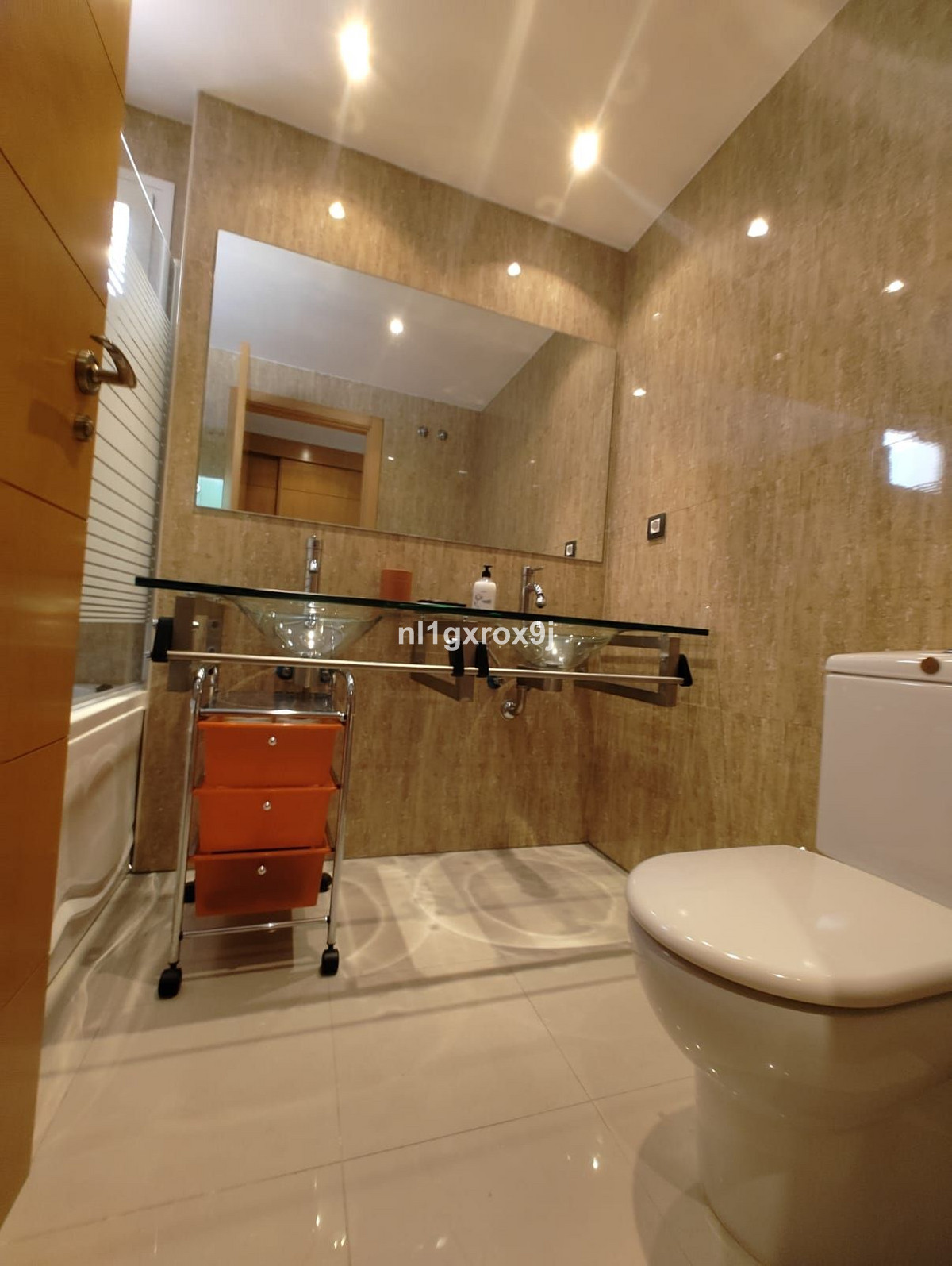 2 Bed Apartment for sale in Estepona Costa Del Sol, Málaga, Spain