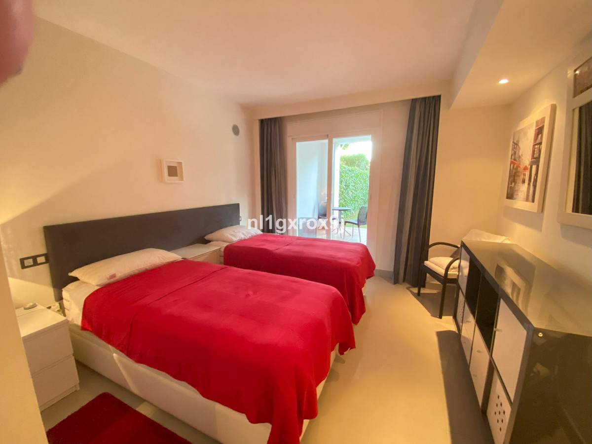 2 Bed Apartment for sale in Estepona Costa Del Sol, Málaga, Spain