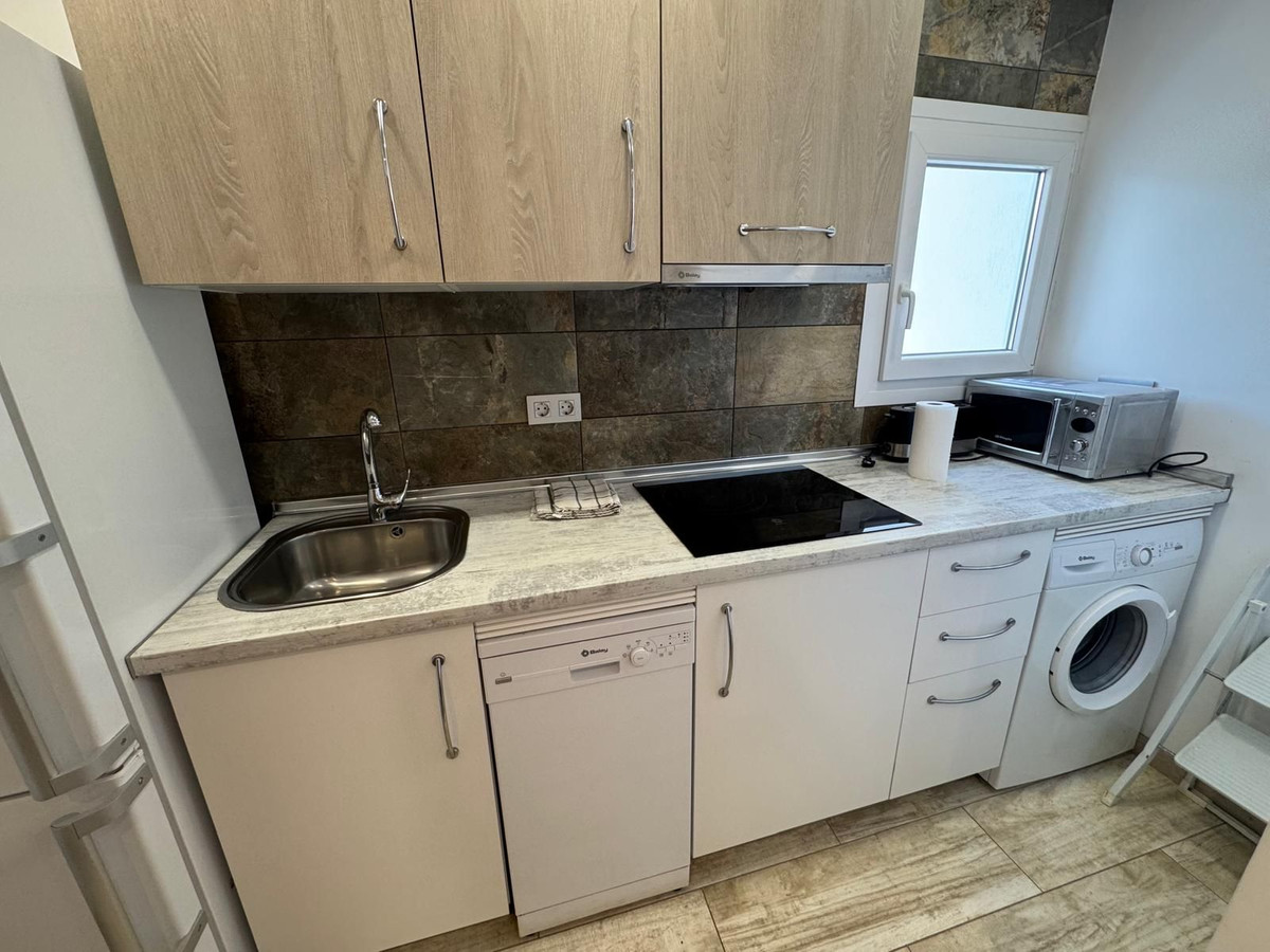 1 Bed Apartment for sale in Marbella Costa Del Sol, Málaga, Spain