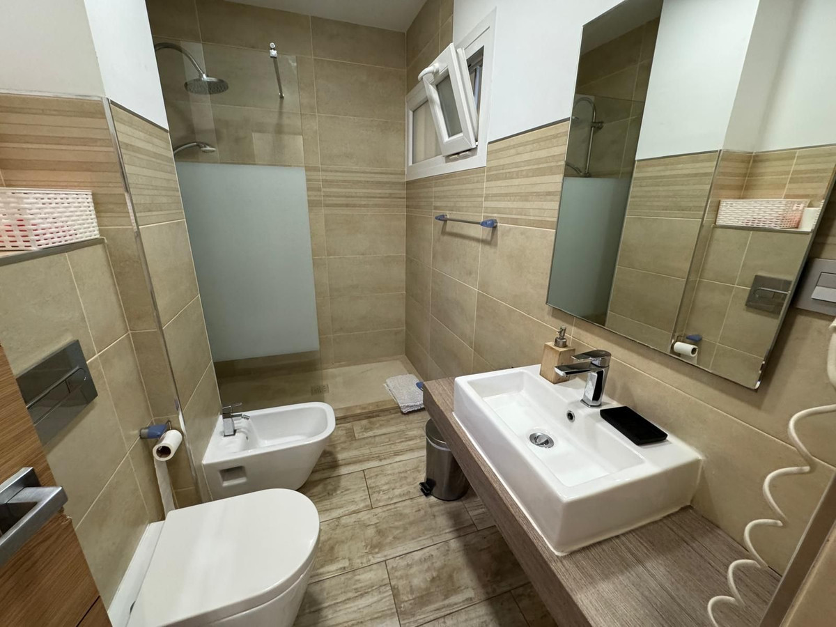 1 Bed Apartment for sale in Marbella Costa Del Sol, Málaga, Spain