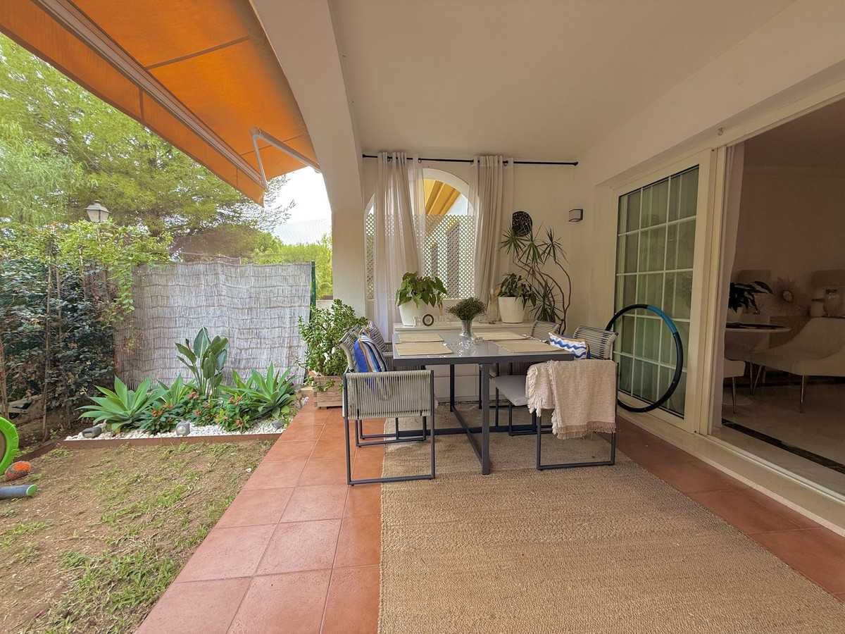 2 Bed Apartment for sale in The Golden Mile Costa Del Sol, Málaga, Spain