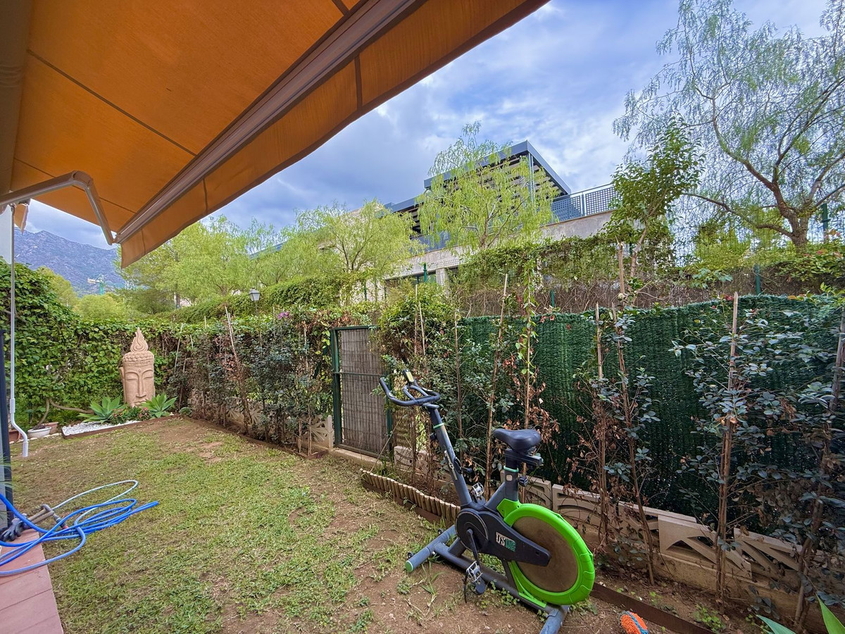 2 Bed Apartment for sale in The Golden Mile Costa Del Sol, Málaga, Spain