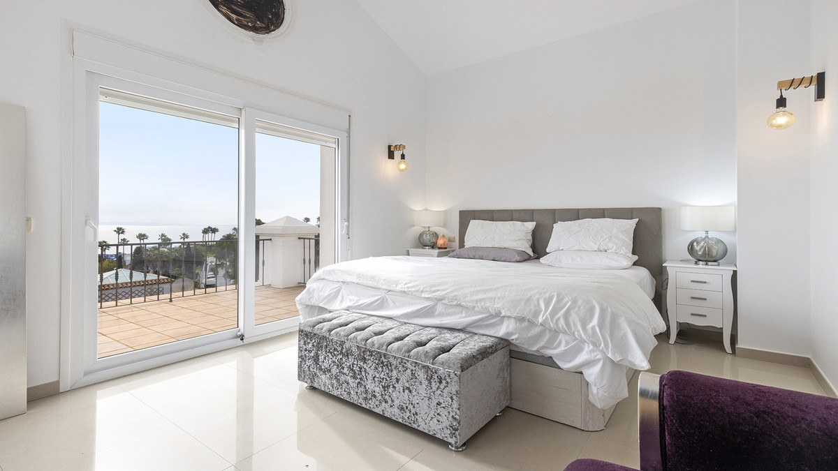 4 Bed Townhouse for sale in Manilva Costa Del Sol, Málaga, Spain