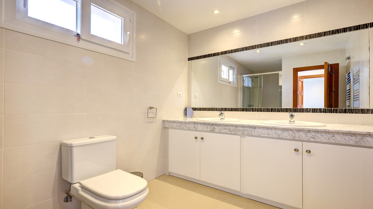 4 Bed Townhouse for sale in Manilva Costa Del Sol, Málaga, Spain