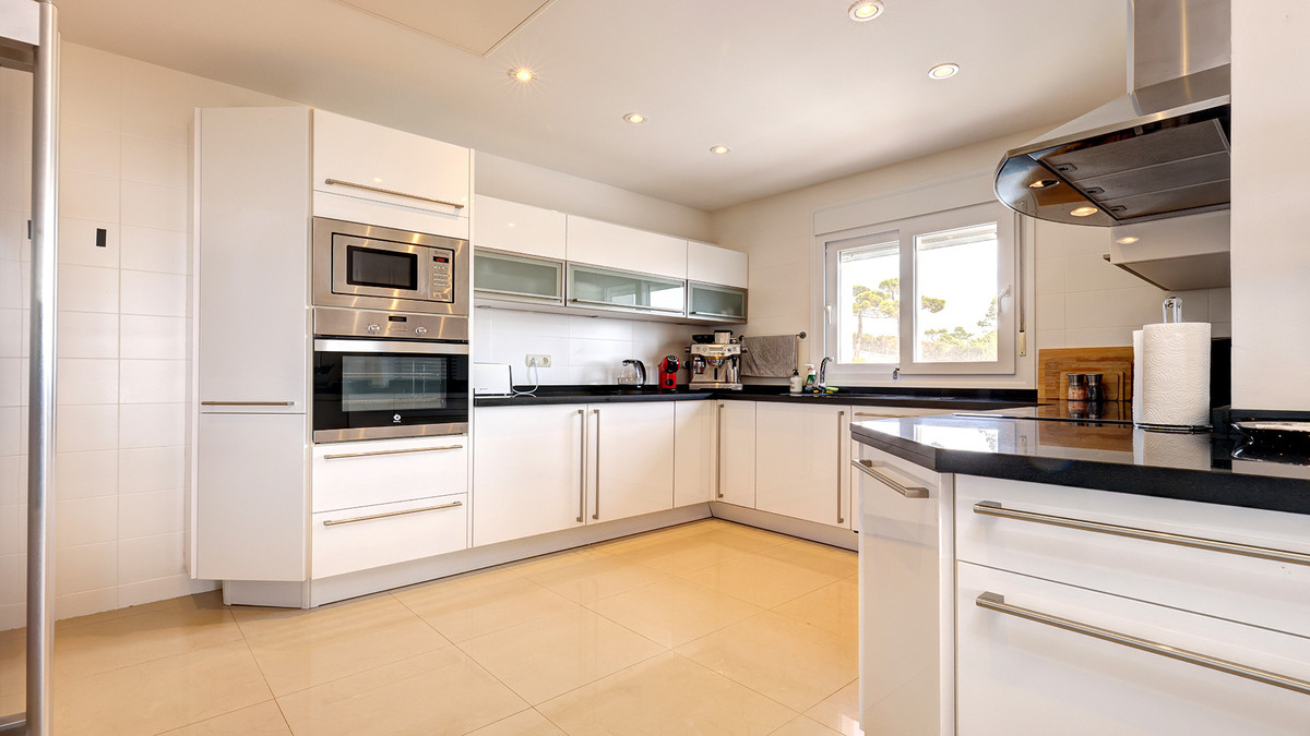 4 Bed Townhouse for sale in Manilva Costa Del Sol, Málaga, Spain