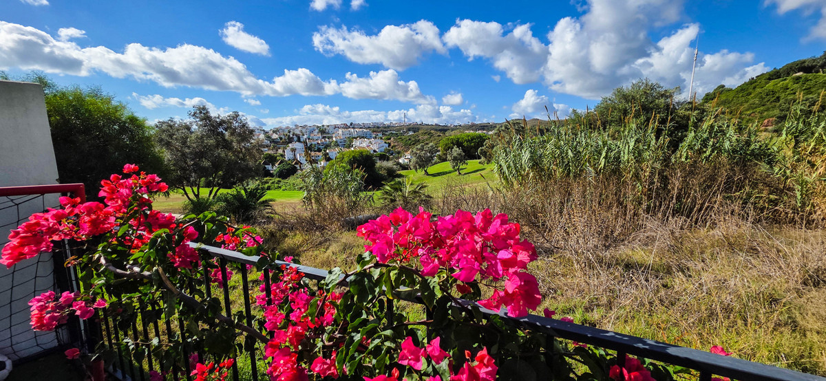 5 Bed Townhouse for sale in La Duquesa Costa Del Sol, Málaga, Spain