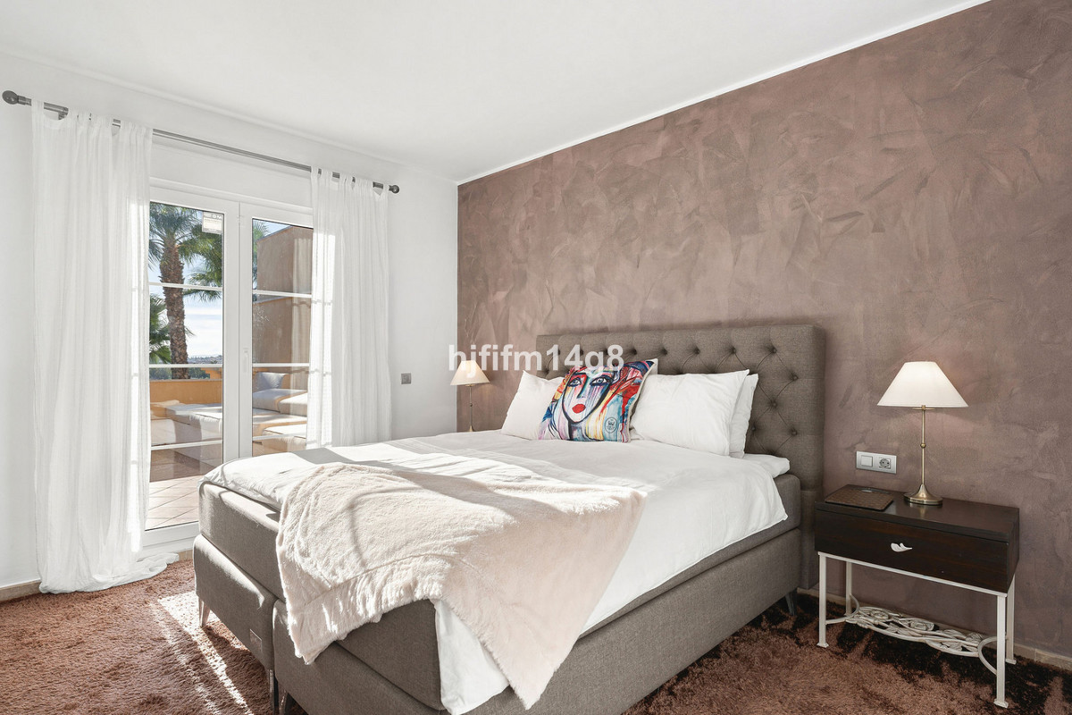 3 Bed Apartment for sale in Nueva Andalucía Costa Del Sol, Málaga, Spain