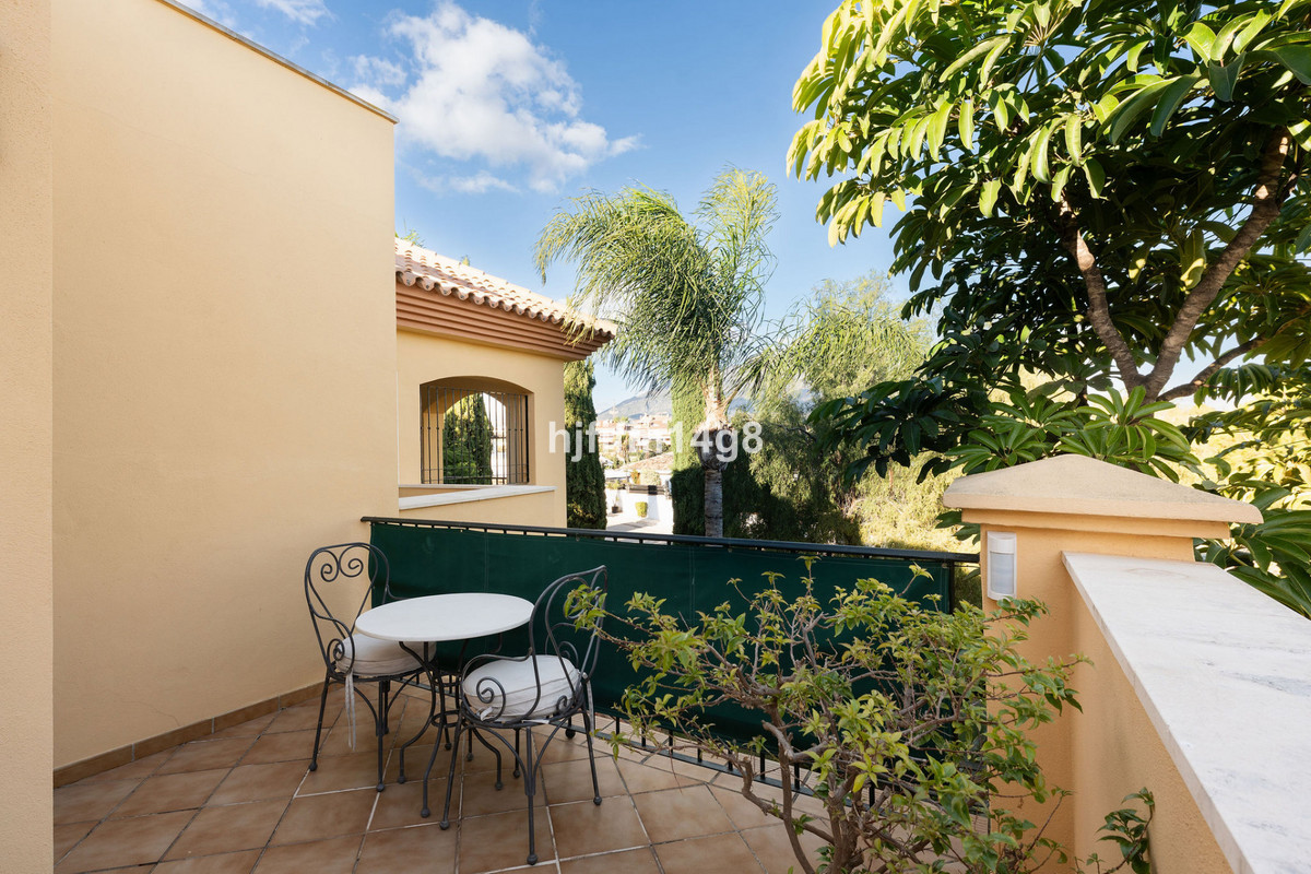 3 Bed Apartment for sale in Nueva Andalucía Costa Del Sol, Málaga, Spain