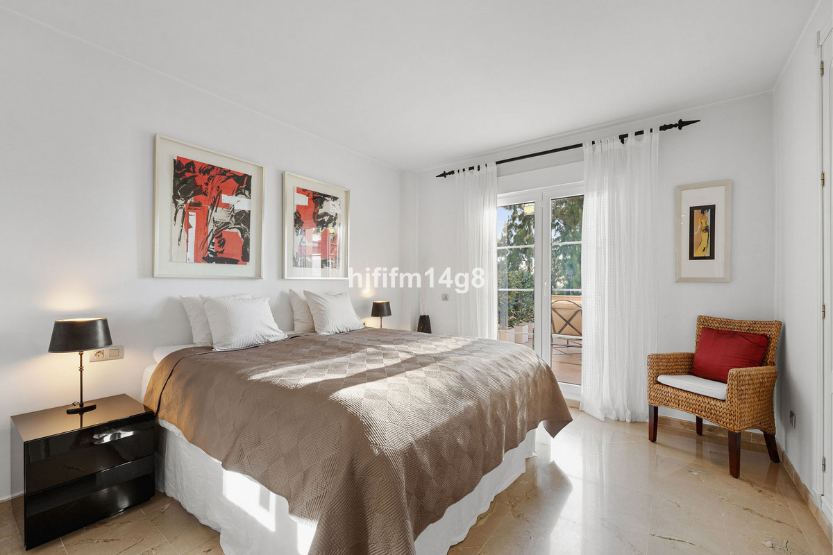3 Bed Apartment for sale in Nueva Andalucía Costa Del Sol, Málaga, Spain
