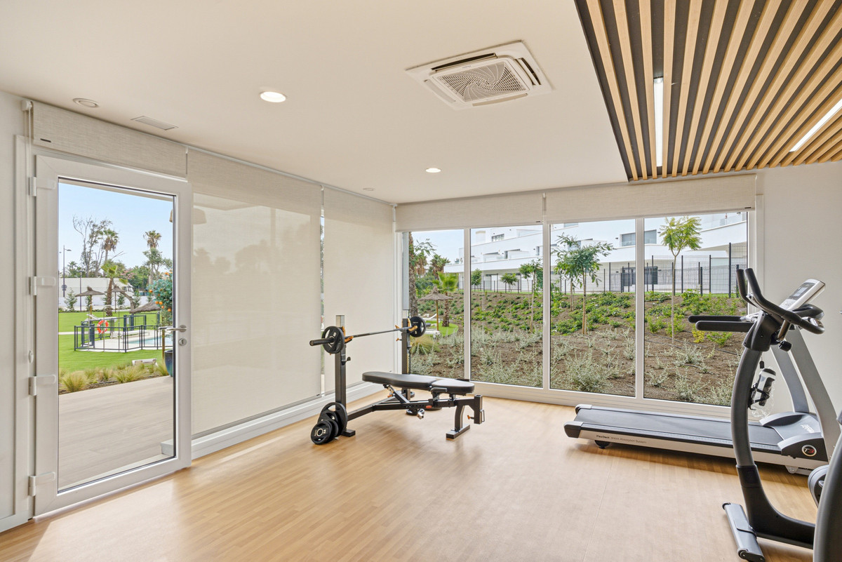 Se vende Apartamento Planta Media de 2 dormitorios en Costa Del Sol, Málaga, España
