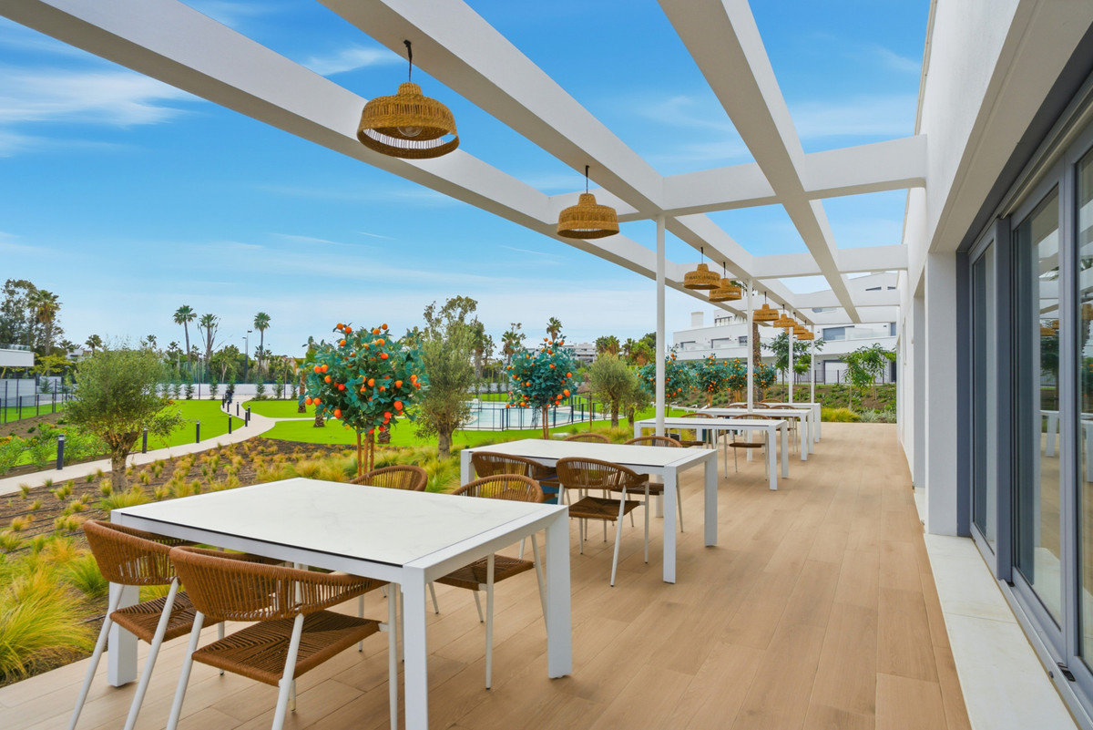 Se vende Apartamento Planta Media de 2 dormitorios en Costa Del Sol, Málaga, España