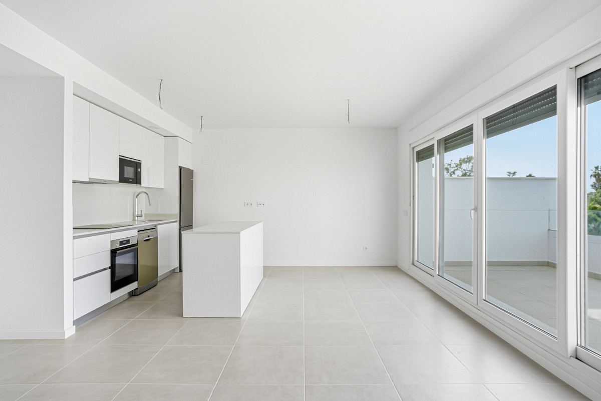 Se vende Apartamento Planta Media de 2 dormitorios en Costa Del Sol, Málaga, España