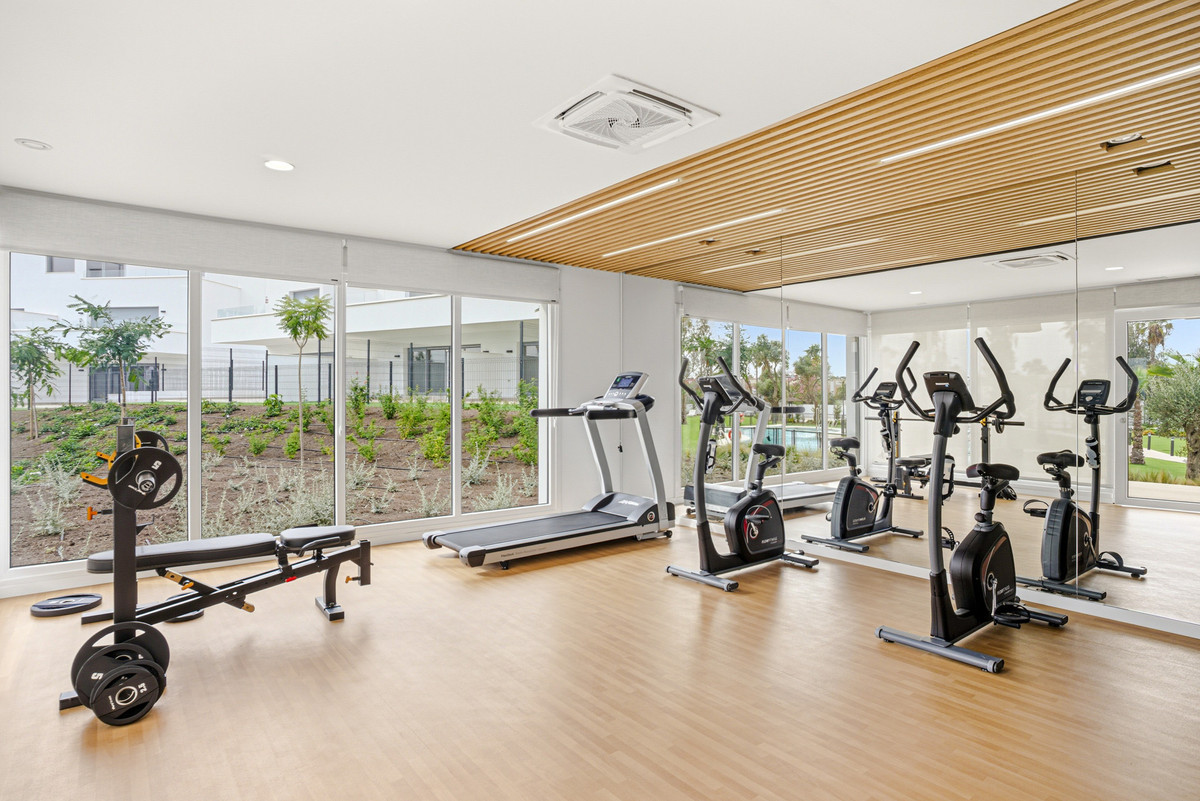 Se vende Apartamento Planta Media de 2 dormitorios en Costa Del Sol, Málaga, España