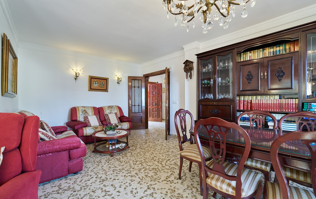 5 Bed Townhouse for sale in Benalmadena Costa Del Sol, Málaga, Spain