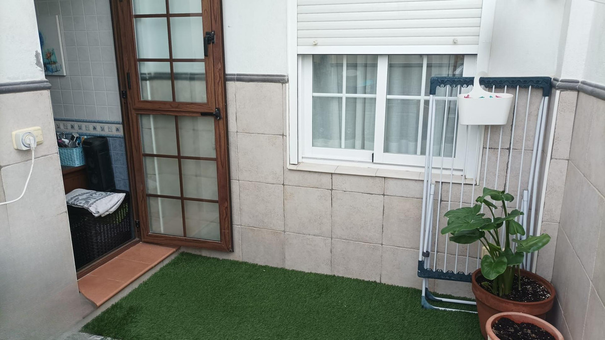 2 Bed Apartment for sale in Alhaurín De La Torre Costa Del Sol, Málaga, Spain