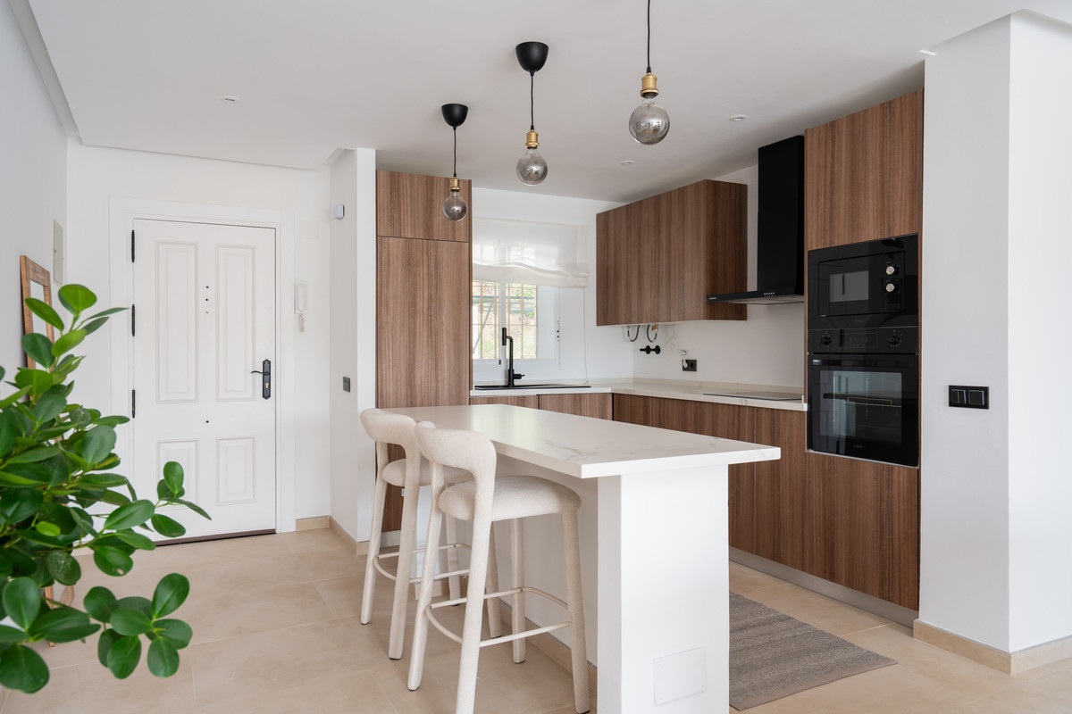 2 Bed Apartment for sale in La Quinta Costa Del Sol, Málaga, Spain