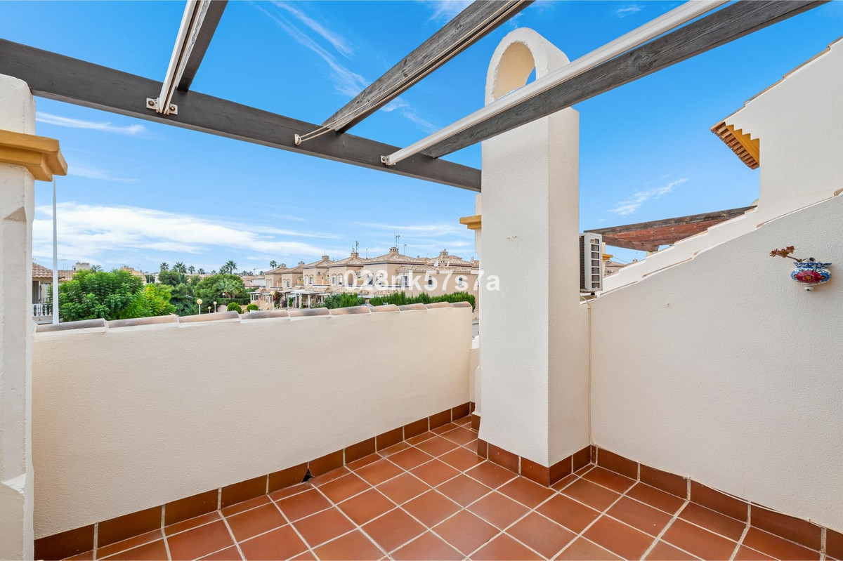Se vende Adosada de 3 dormitorios en Costa Blanca, Alicante, España