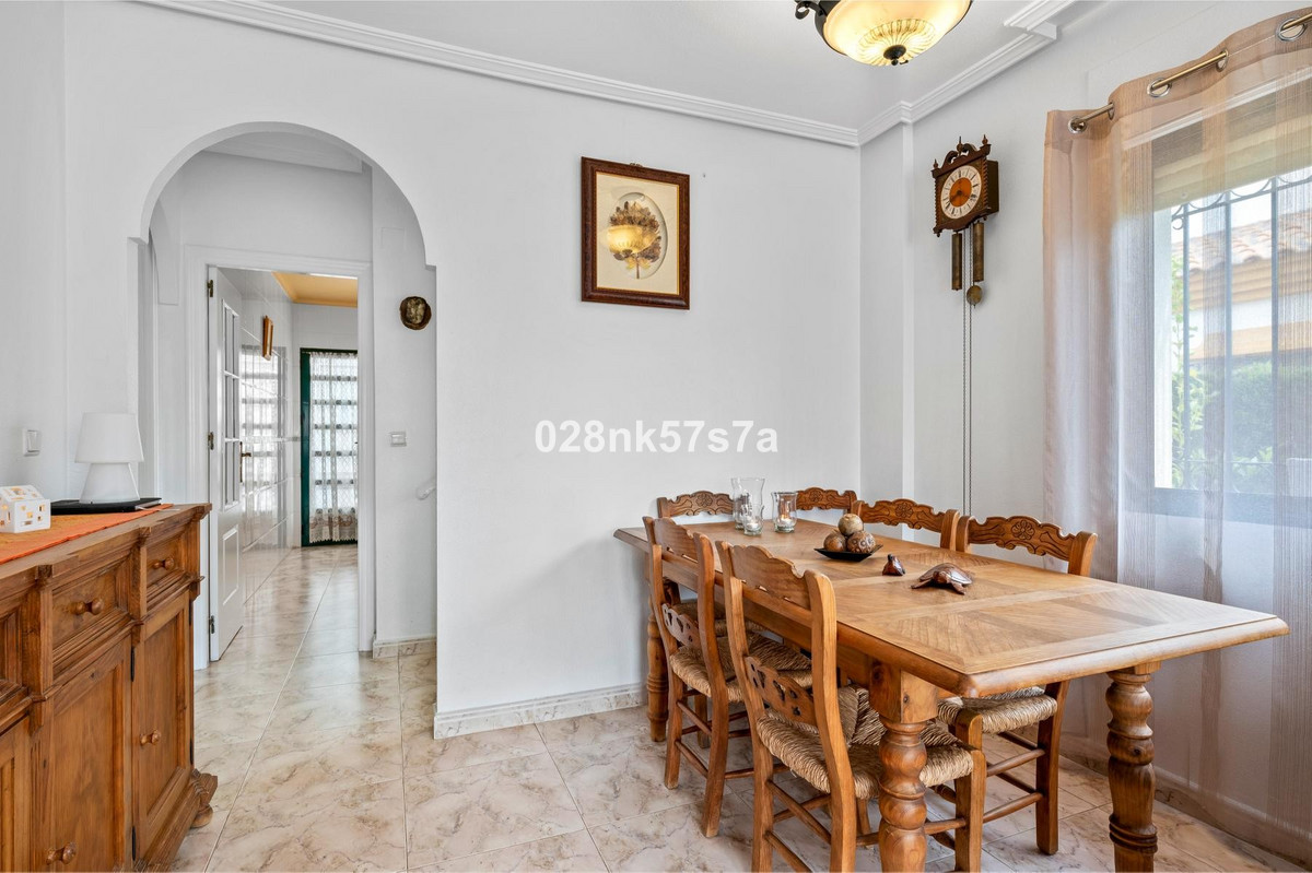 Se vende Adosada de 3 dormitorios en Costa Blanca, Alicante, España