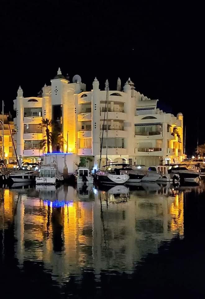 2 Bed Apartment for sale in Benalmadena Costa Costa Del Sol, Málaga, Spain