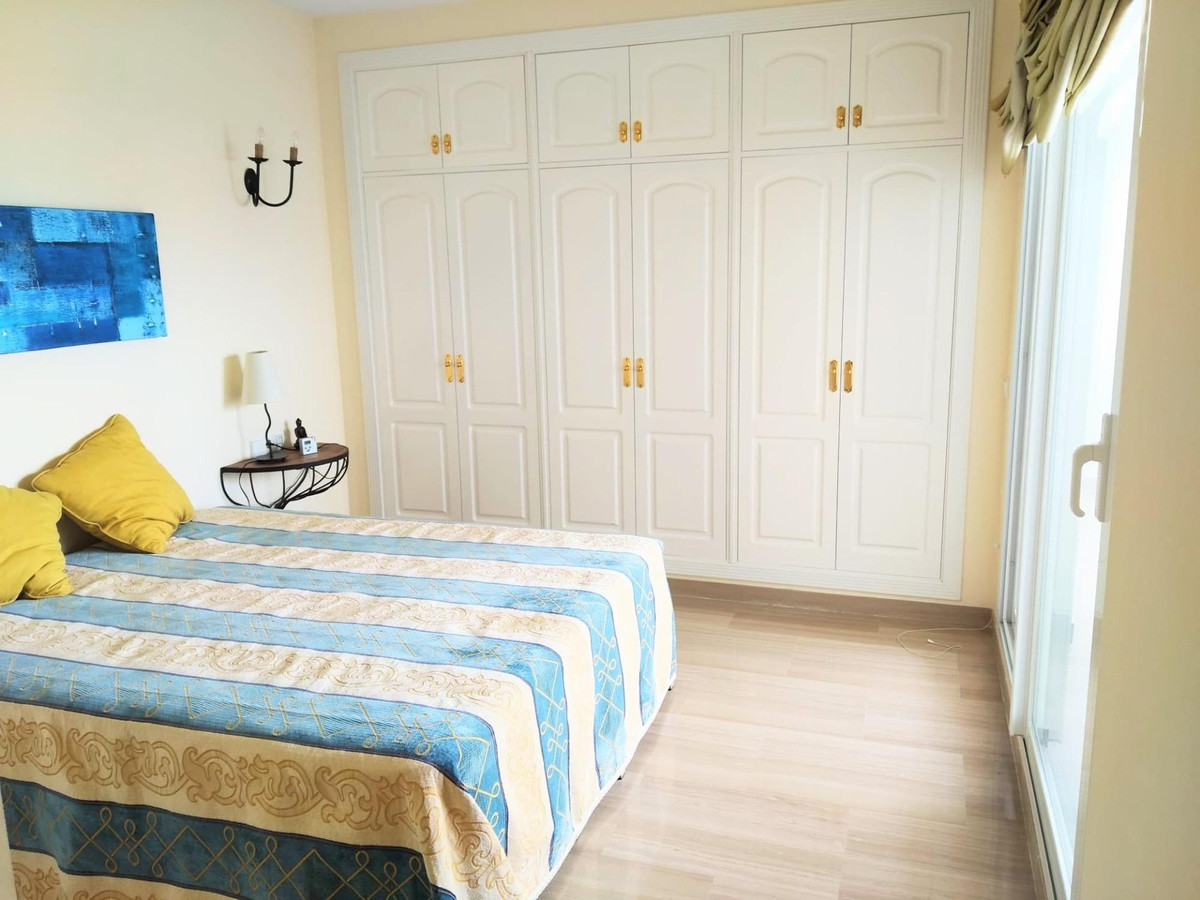 2 Bed Apartment for sale in Benalmadena Costa Costa Del Sol, Málaga, Spain