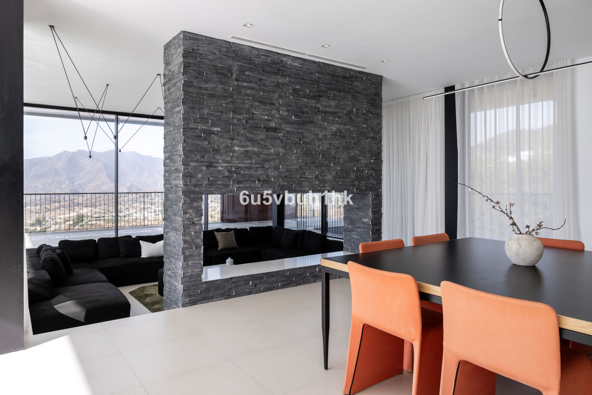 4 Bed Townhouse for sale in Valtocado Costa Del Sol, Málaga, Spain