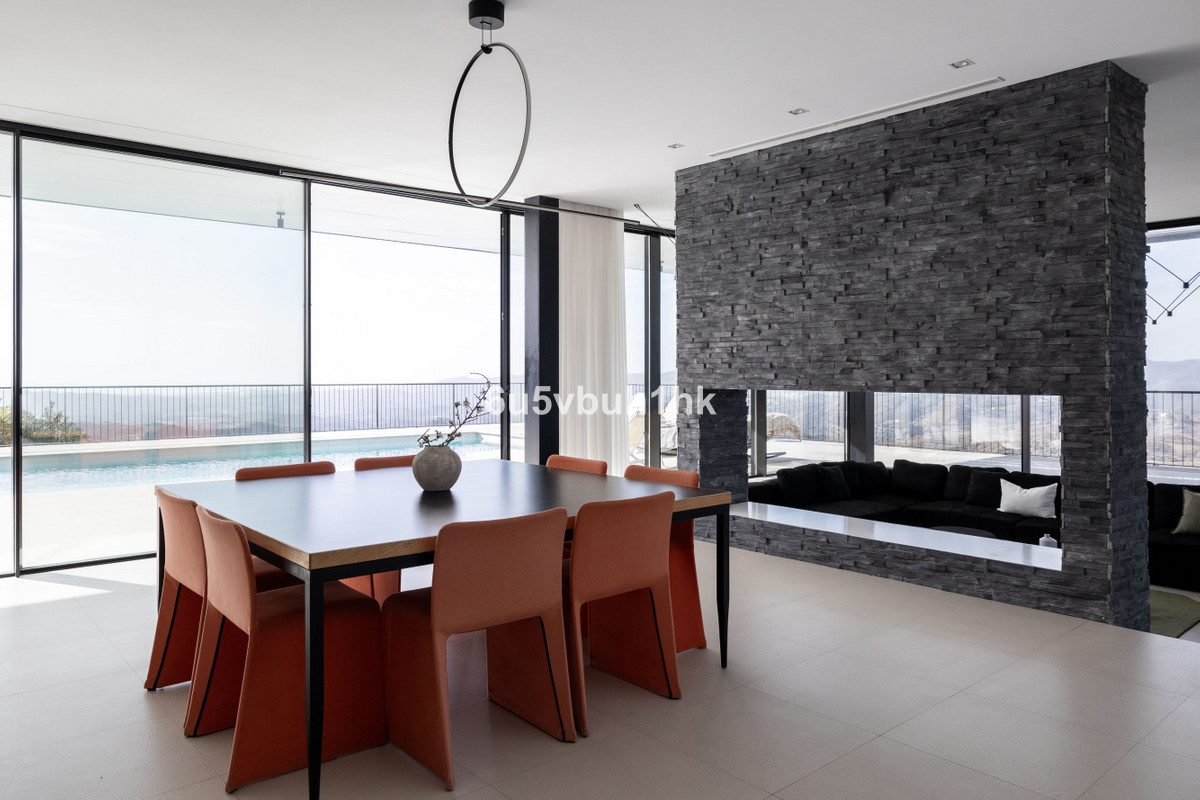 4 Bed Townhouse for sale in Valtocado Costa Del Sol, Málaga, Spain