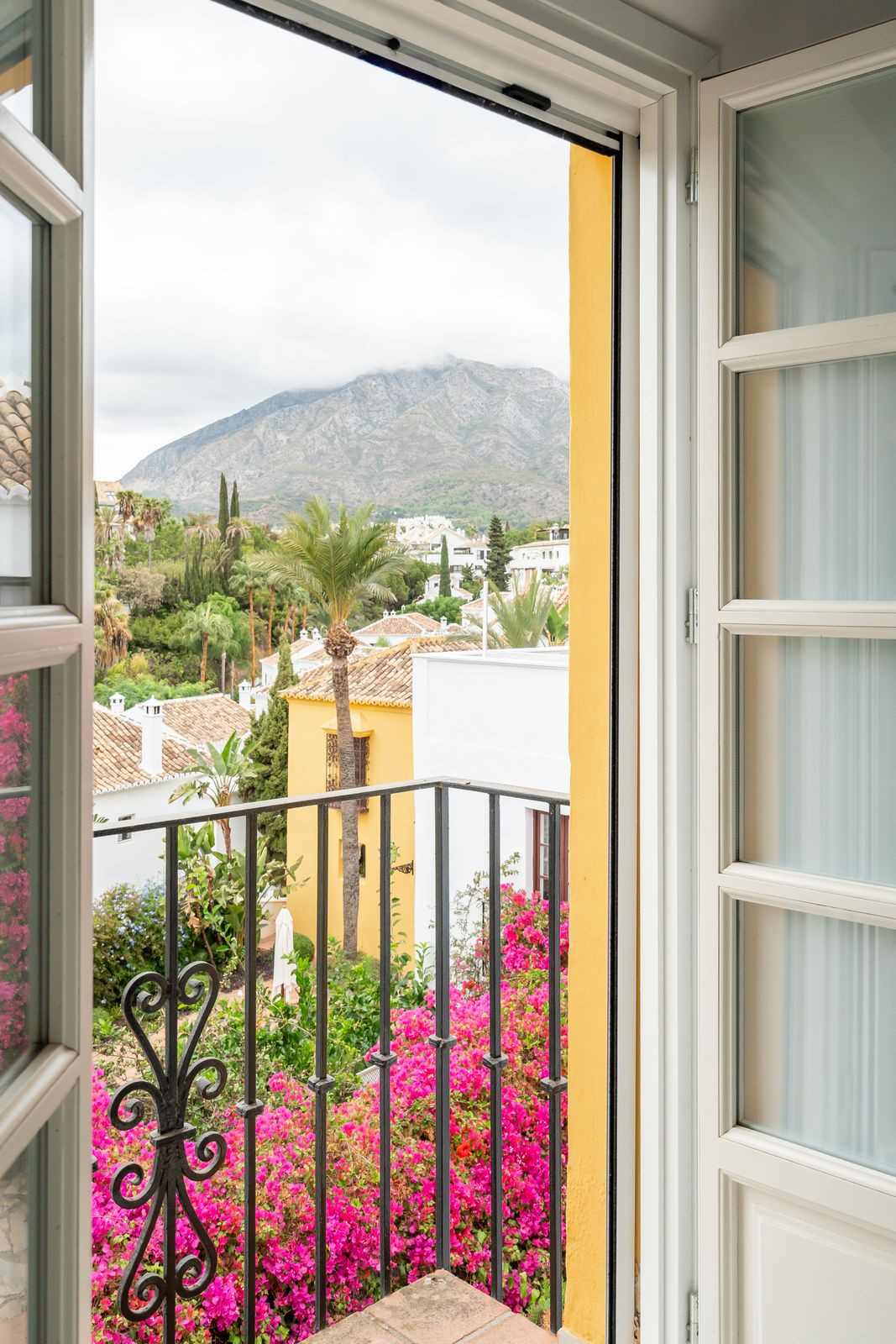 2 Bed Townhouse for sale in Marbella Costa Del Sol, Málaga, Spain