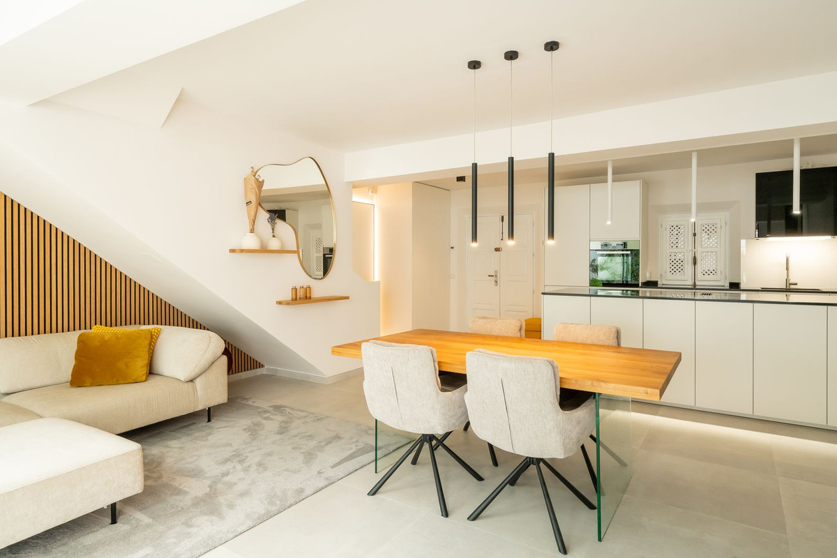 2 Bed Townhouse for sale in Marbella Costa Del Sol, Málaga, Spain