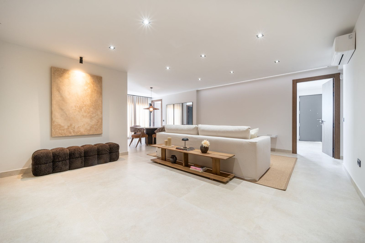 5 Bed Townhouse for sale in La Cala De Mijas Costa Del Sol, Málaga, Spain