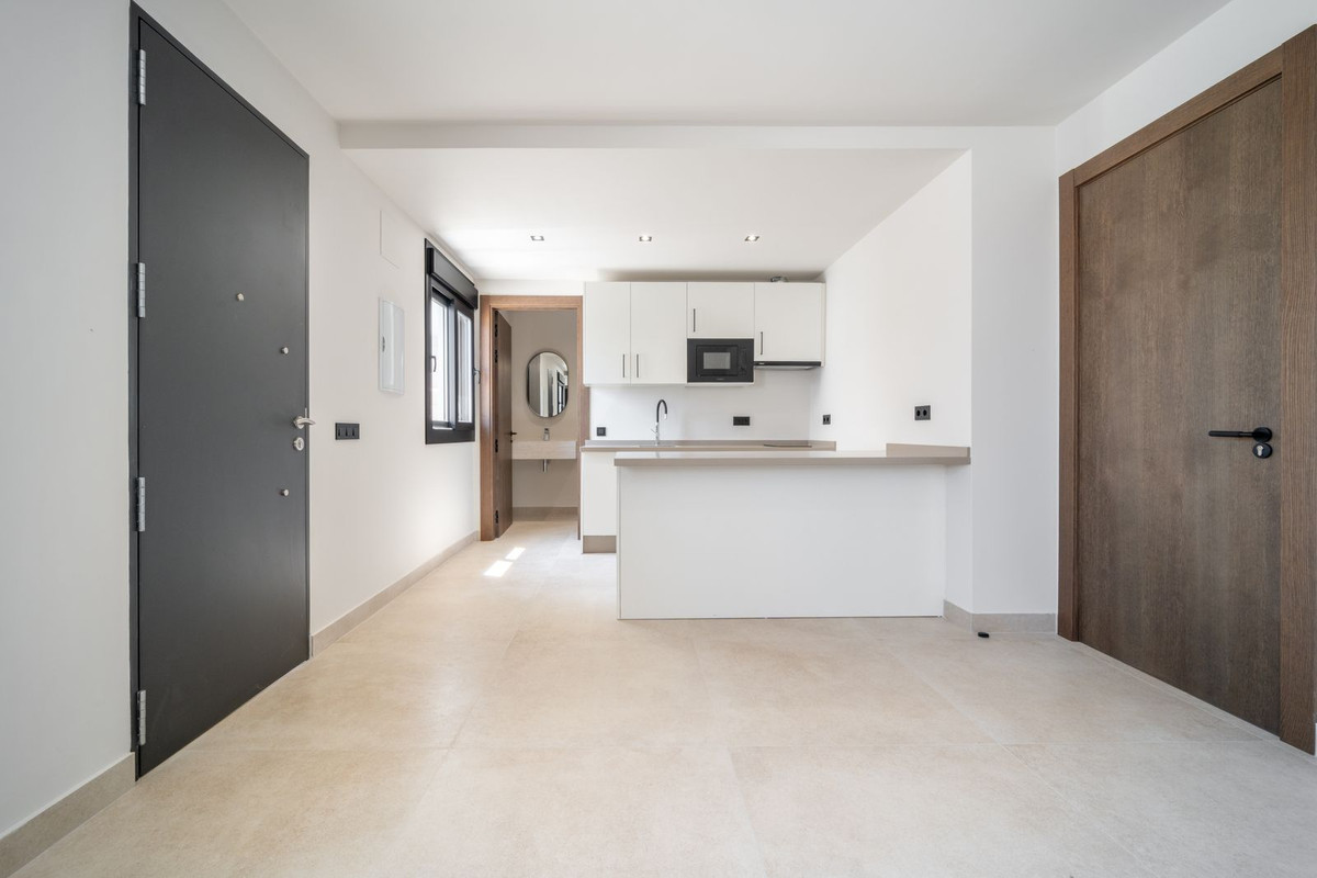 5 Bed Townhouse for sale in La Cala De Mijas Costa Del Sol, Málaga, Spain