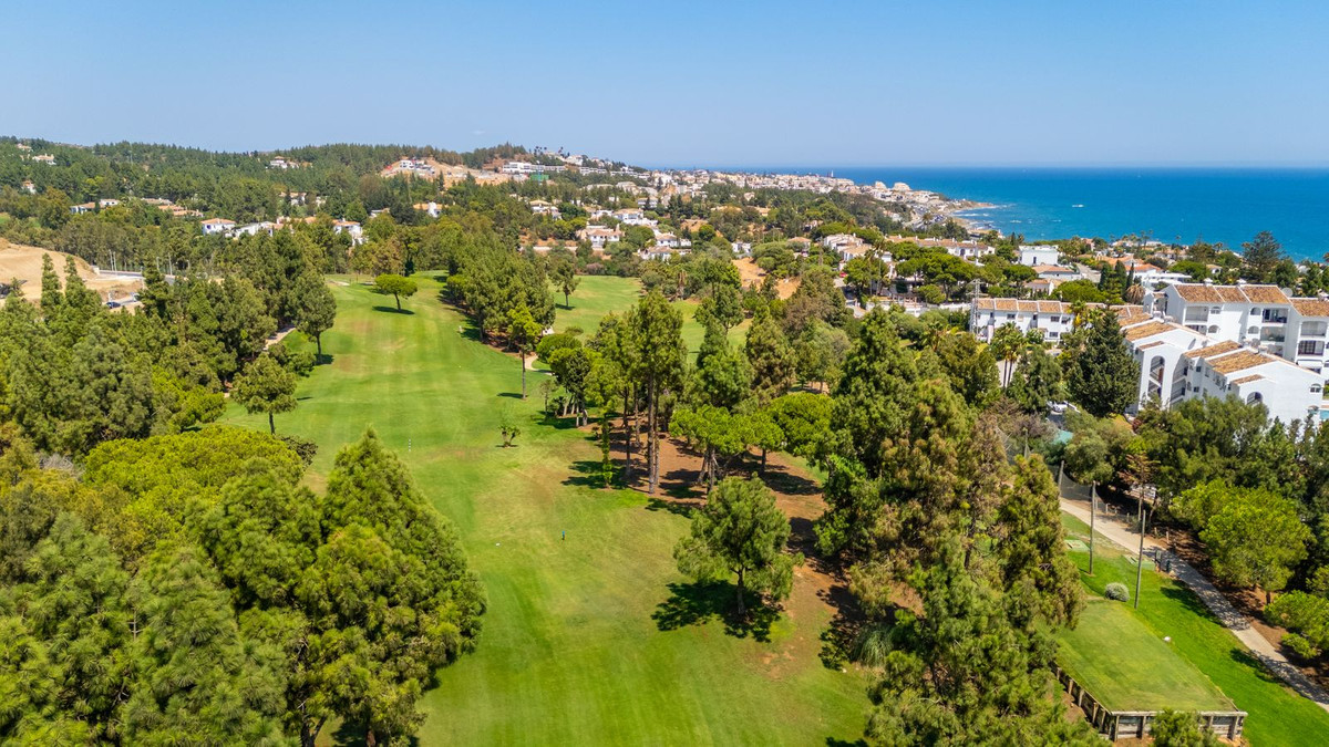 5 Bed Townhouse for sale in La Cala De Mijas Costa Del Sol, Málaga, Spain