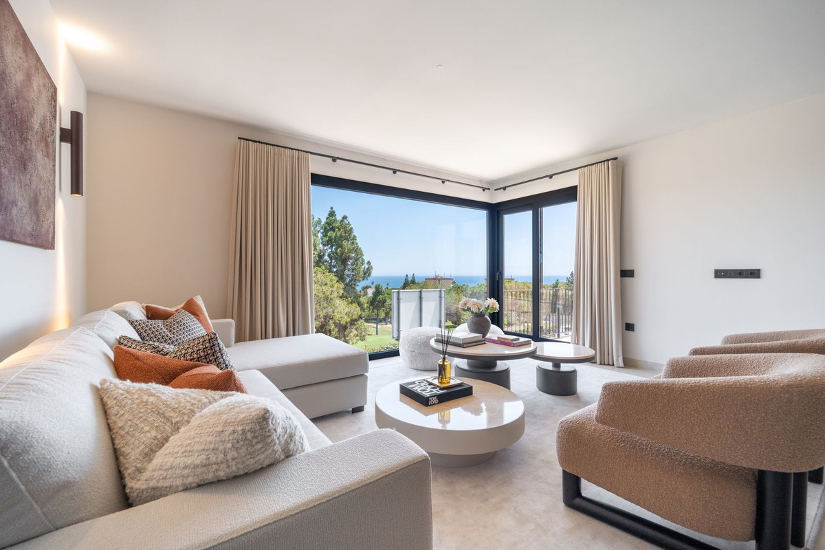 5 Bed Townhouse for sale in La Cala De Mijas Costa Del Sol, Málaga, Spain