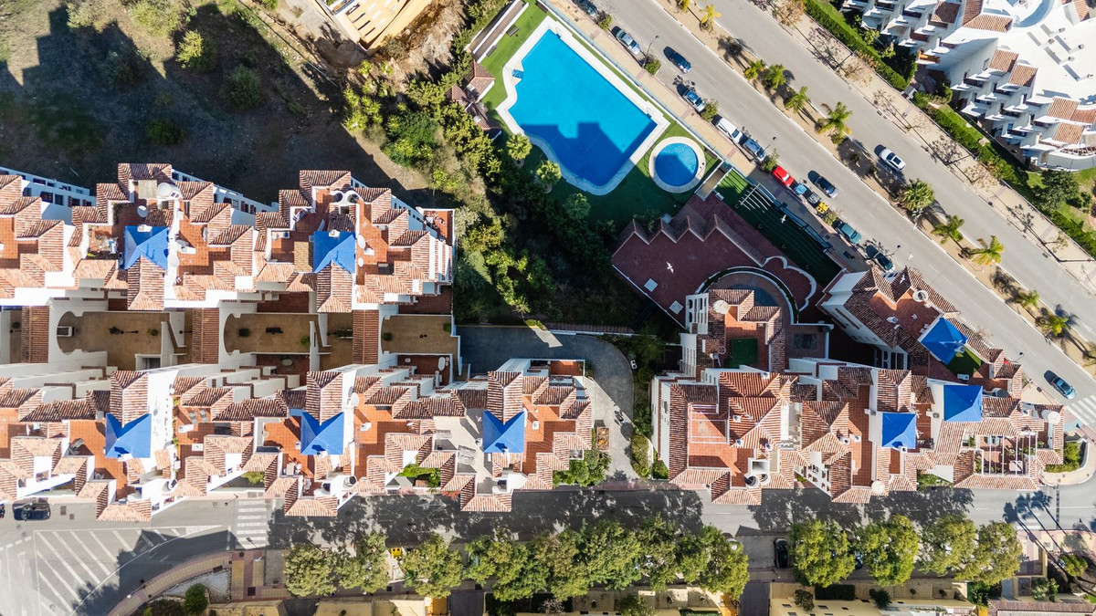 Se vende Apartamento Planta Media de 3 dormitorios en Costa Del Sol, Málaga, España