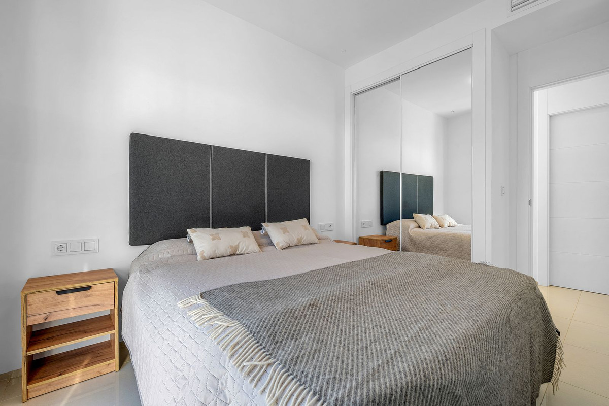 Se vende Ático de 2 dormitorios en Costa Blanca, Alicante, España