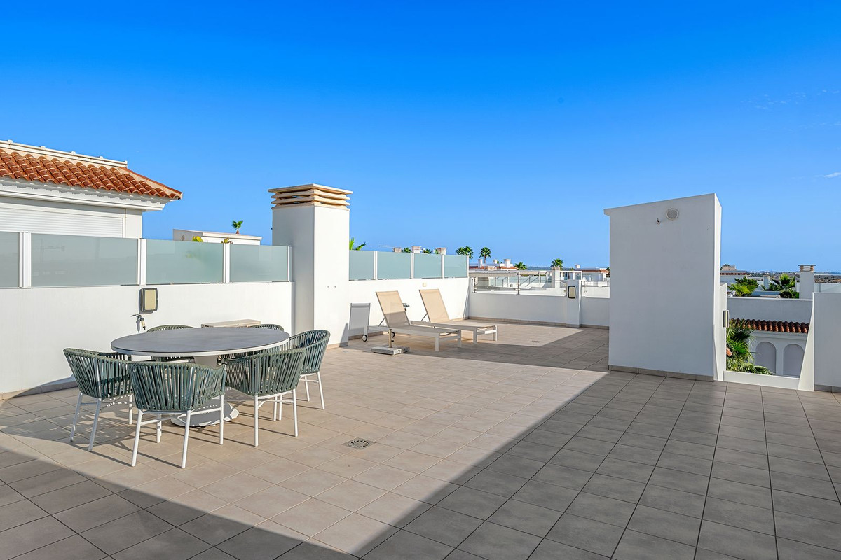 Se vende Ático de 2 dormitorios en Costa Blanca, Alicante, España