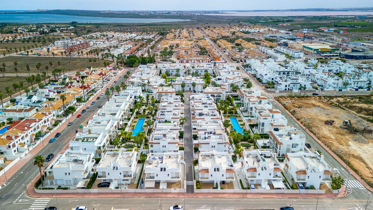 Se vende Ático de 2 dormitorios en Costa Blanca, Alicante, España