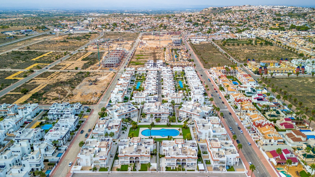 Se vende Ático de 2 dormitorios en Costa Blanca, Alicante, España