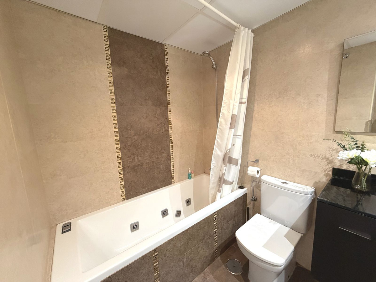 Se vende Ático de 2 dormitorios en Costa Del Sol, Málaga, España
