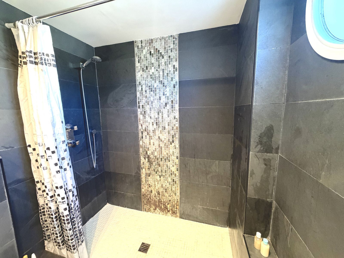 Se vende Ático de 2 dormitorios en Costa Del Sol, Málaga, España
