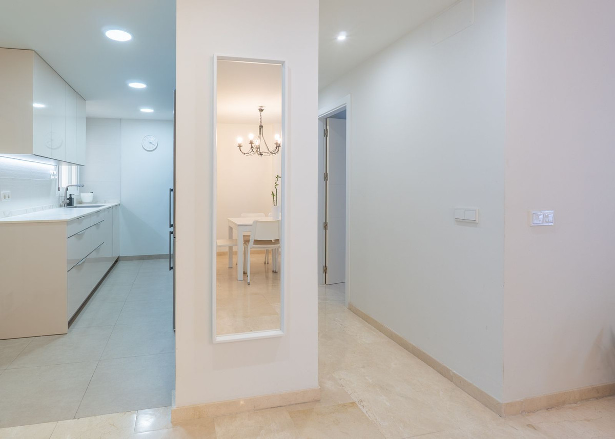 3 Bed Apartment for sale in Fuengirola Costa Del Sol, Málaga, Spain