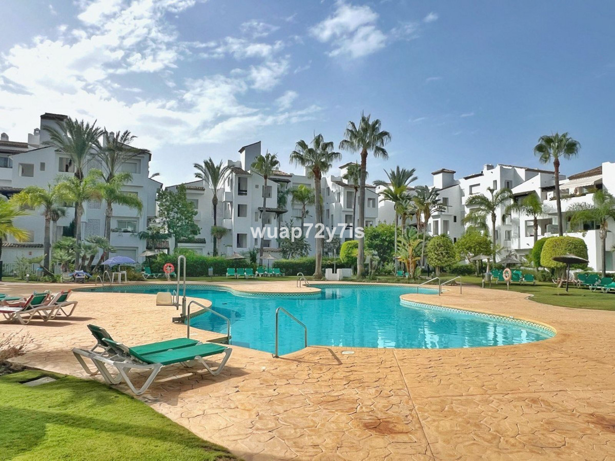 2 Bed Apartment for sale in Benalmadena Costa Del Sol, Málaga, Spain
