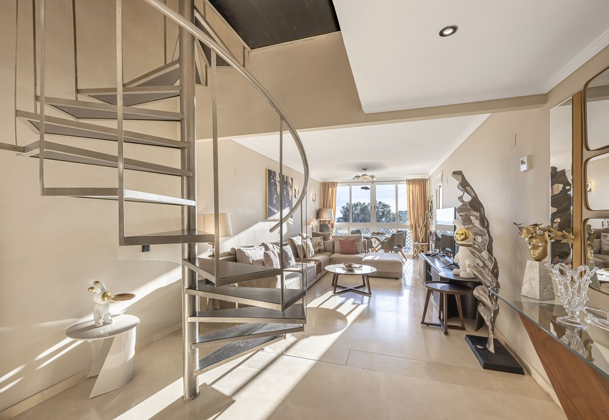 Se vende Ático Dúplex de 4 dormitorios en Costa Del Sol, Málaga, España