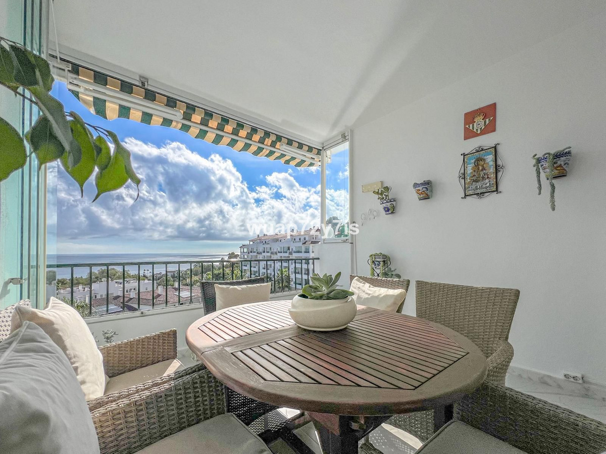 Se vende Apartamento Planta Media de 2 dormitorios en Costa Del Sol, Málaga, España