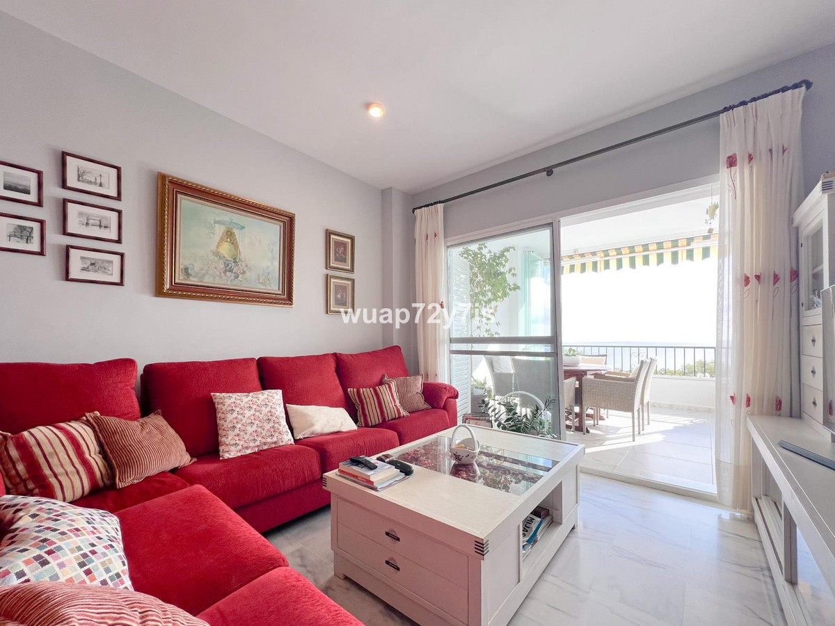 Se vende Apartamento Planta Media de 2 dormitorios en Costa Del Sol, Málaga, España