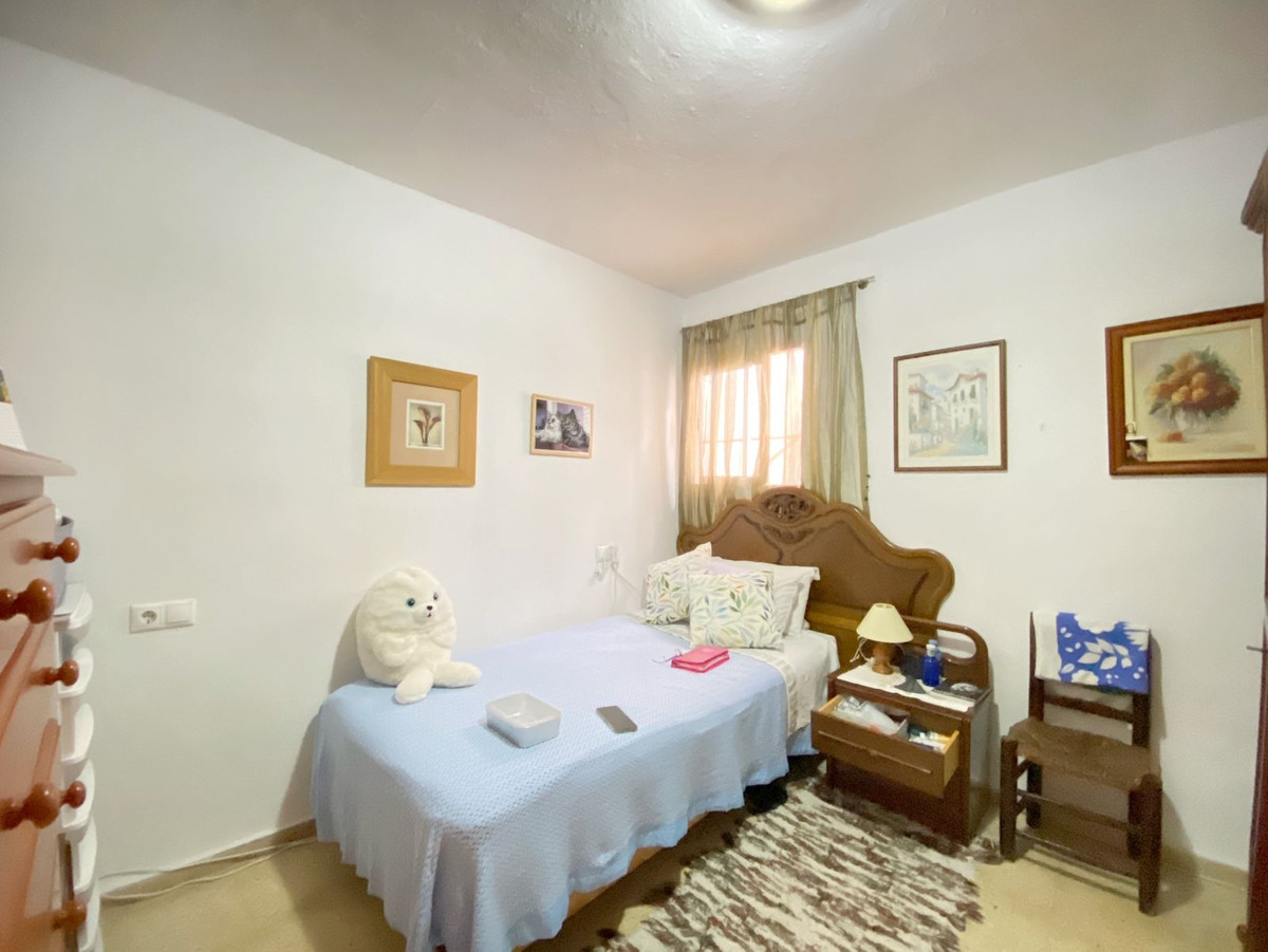 4 Bed Townhouse for sale in Marbella Costa Del Sol, Málaga, Spain
