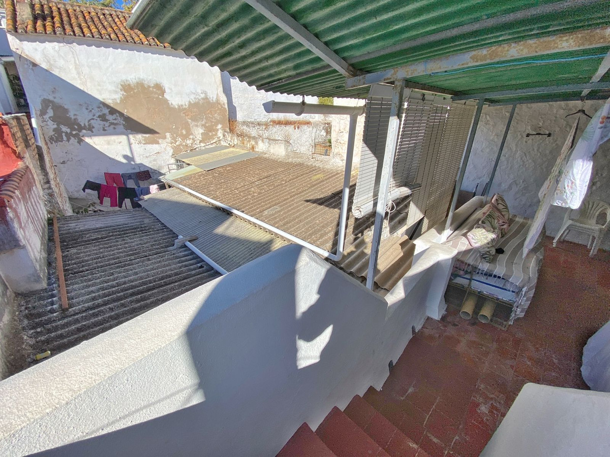4 Bed Townhouse for sale in Marbella Costa Del Sol, Málaga, Spain