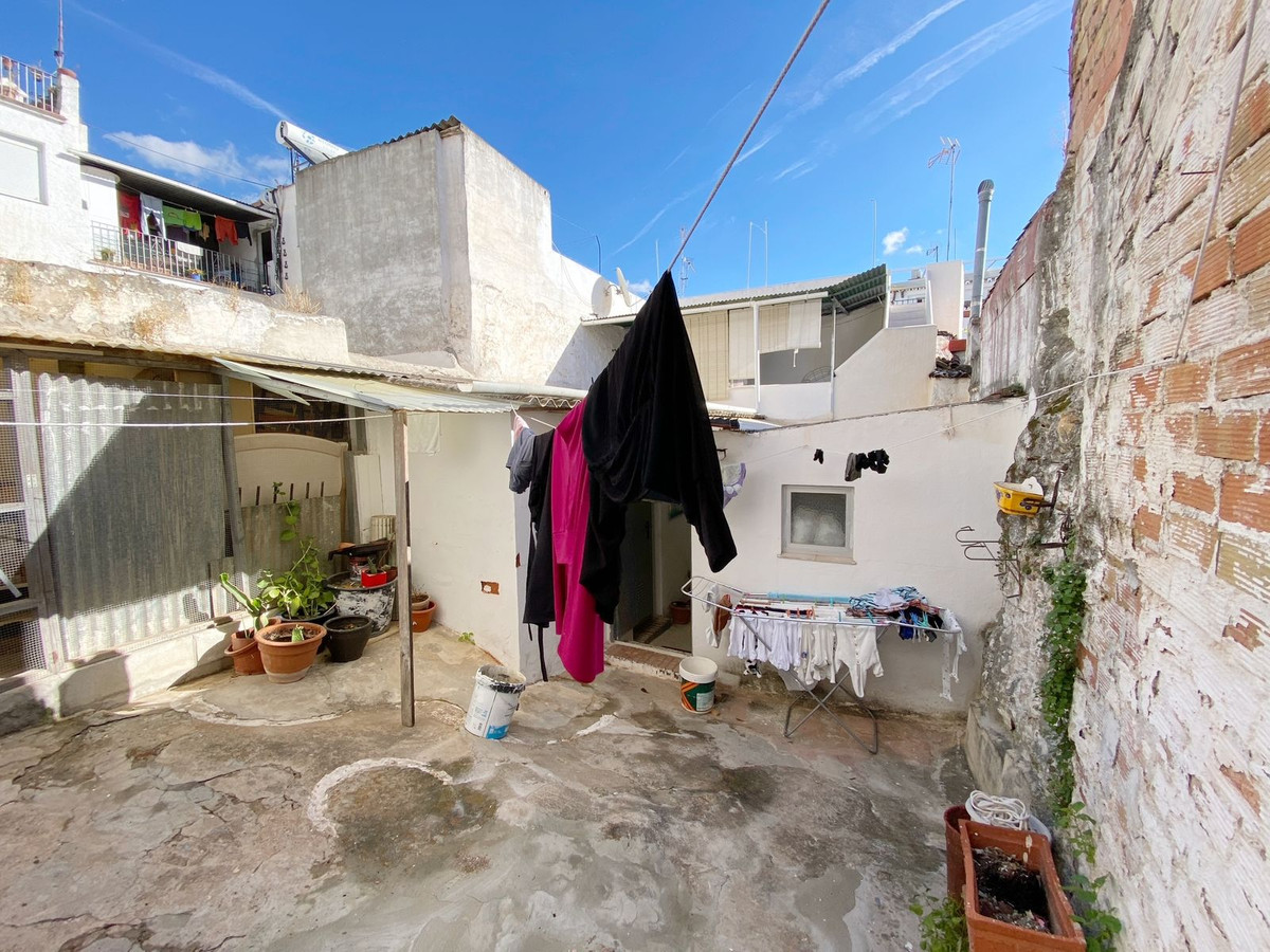 4 Bed Townhouse for sale in Marbella Costa Del Sol, Málaga, Spain
