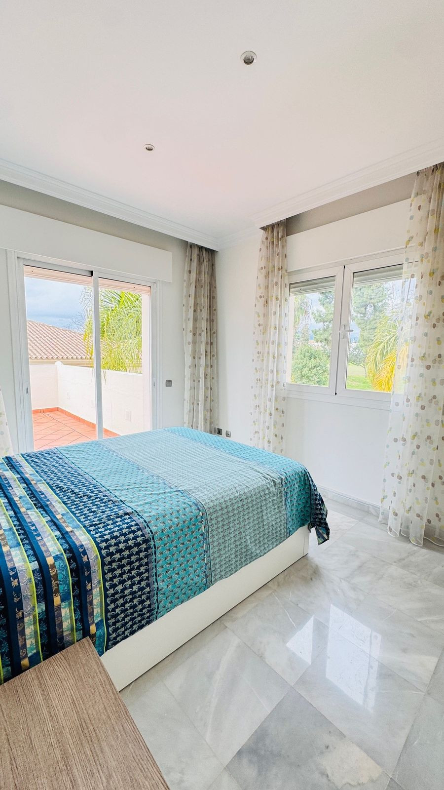 Se vende Villa - Chalet de 5 dormitorios en Costa Del Sol, Málaga, España
