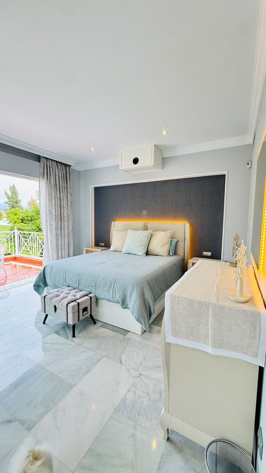 Se vende Villa - Chalet de 5 dormitorios en Costa Del Sol, Málaga, España