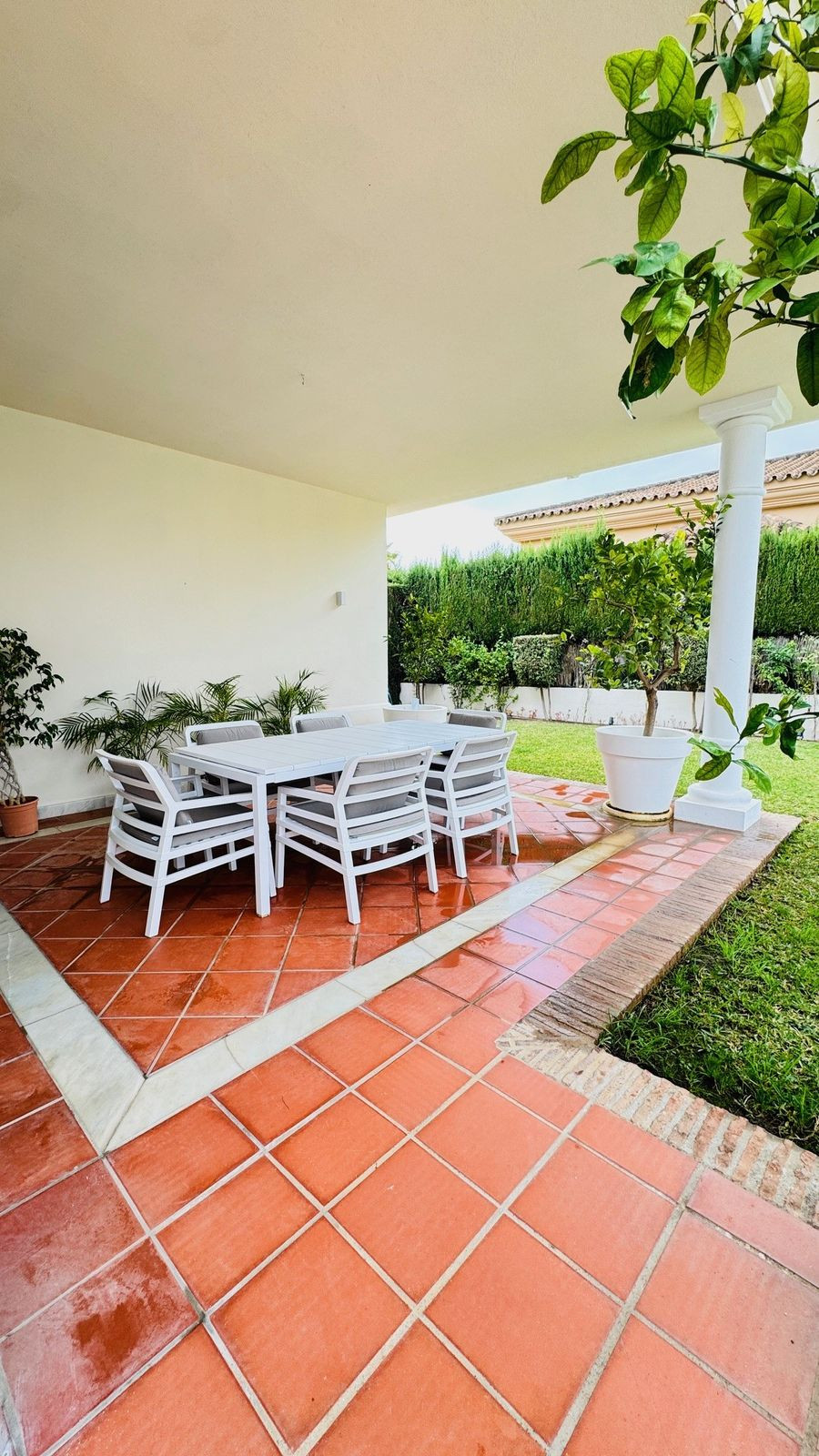 Se vende Villa - Chalet de 5 dormitorios en Costa Del Sol, Málaga, España
